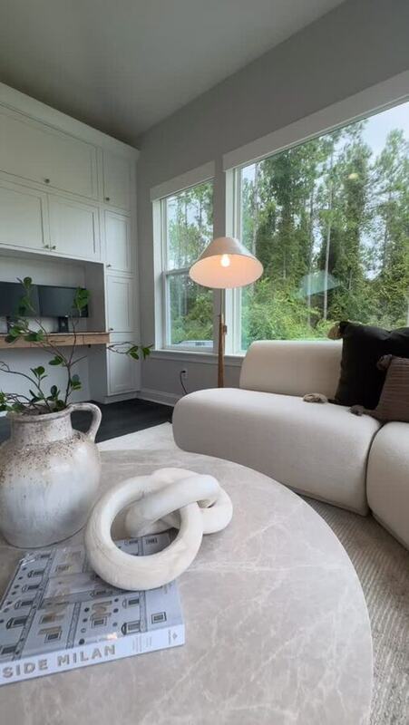 Beck & Co. Design staged living room in a Jacksonville home